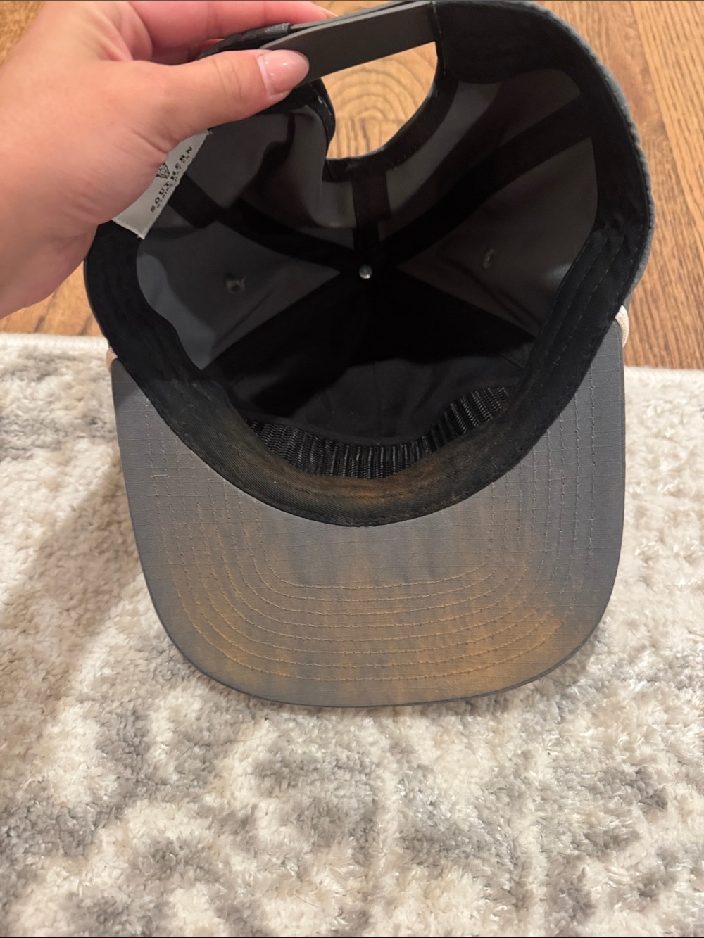 Southern string hat - Picture 2 of 3